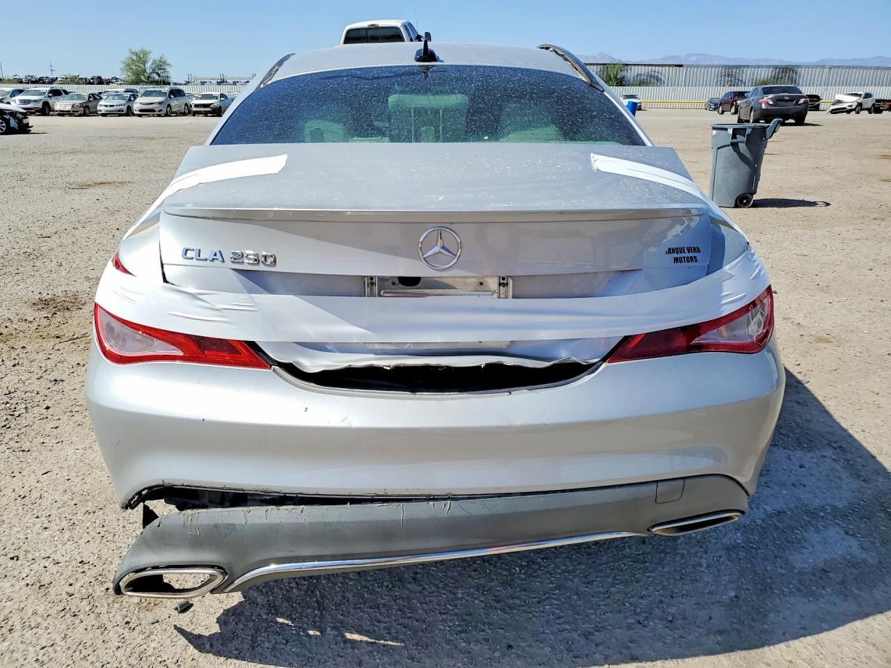 2017 Mercedes-Benz Cla 250 - zdjęcie 6