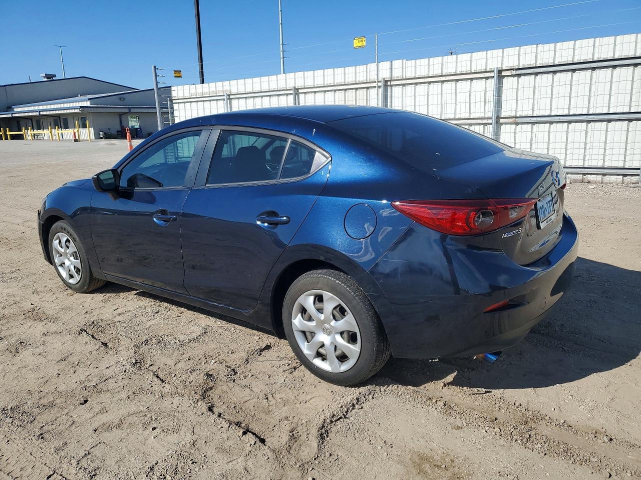 2016 Mazda 3 Sport - zdjęcie 2