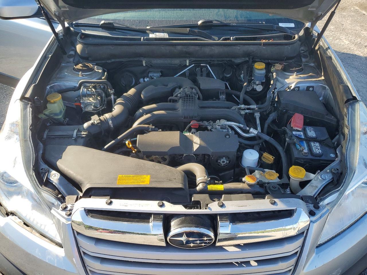 2013 Subaru Outback 2.5I Premium - zdjęcie 12