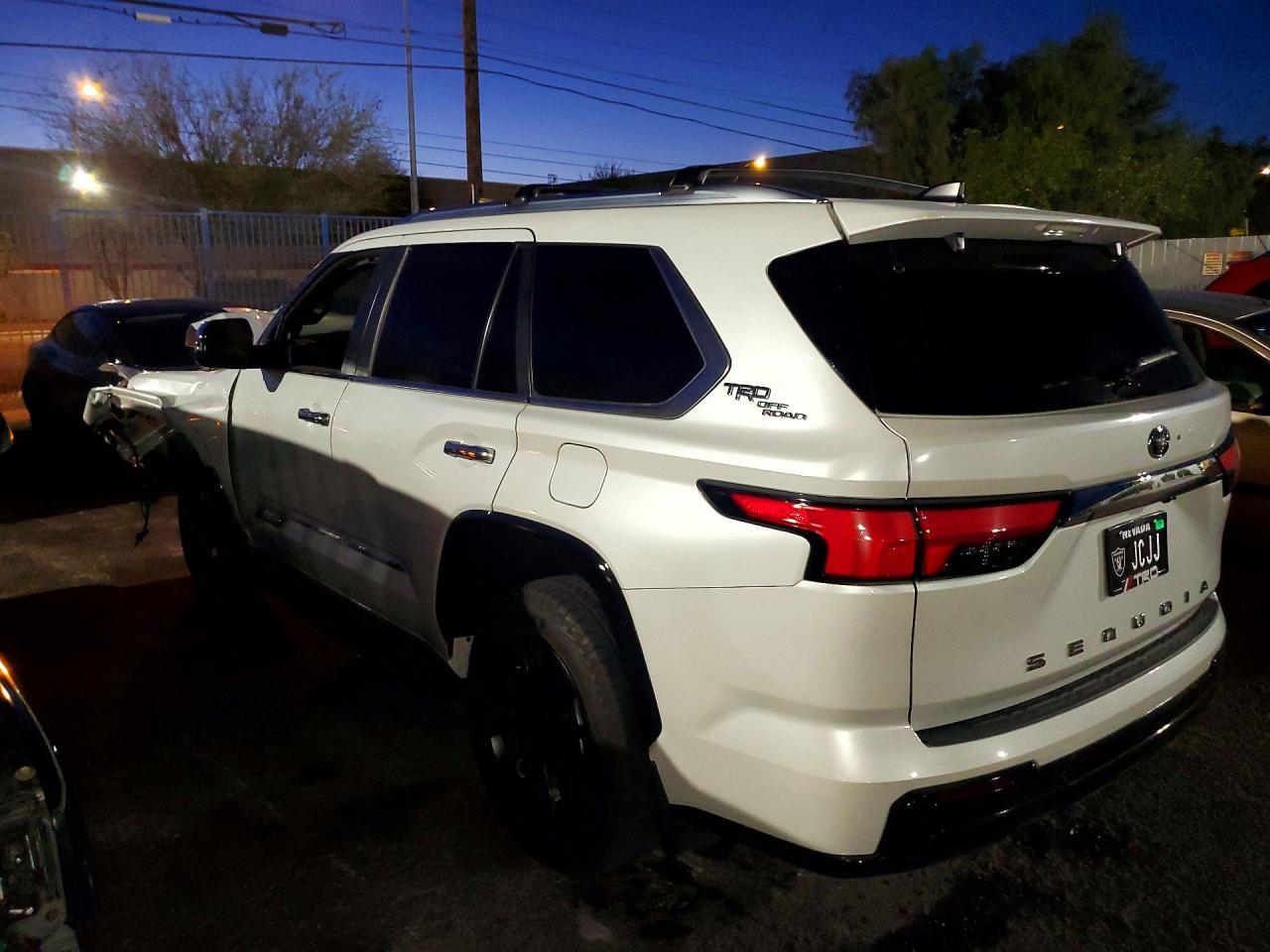 2025 Toyota Sequoia 1794 Edition - zdjęcie 2