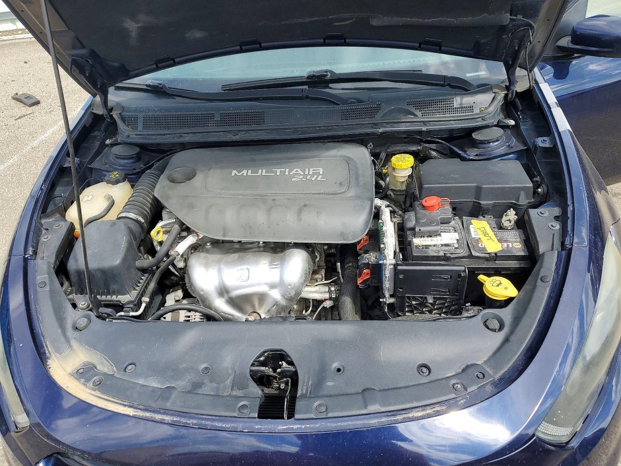 2015 Dodge Dart Sxt - zdjęcie 11