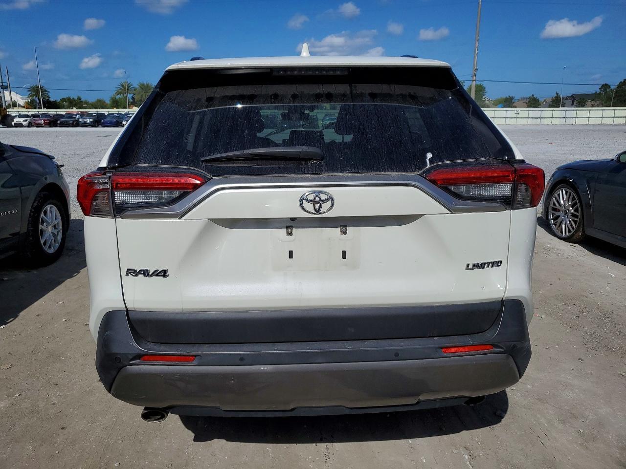 2021 Toyota Rav4 Limited - zdjęcie 6