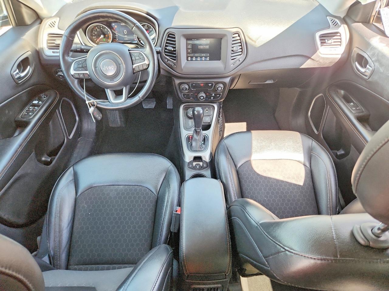 2018 Jeep Compass Latitude - zdjęcie 8