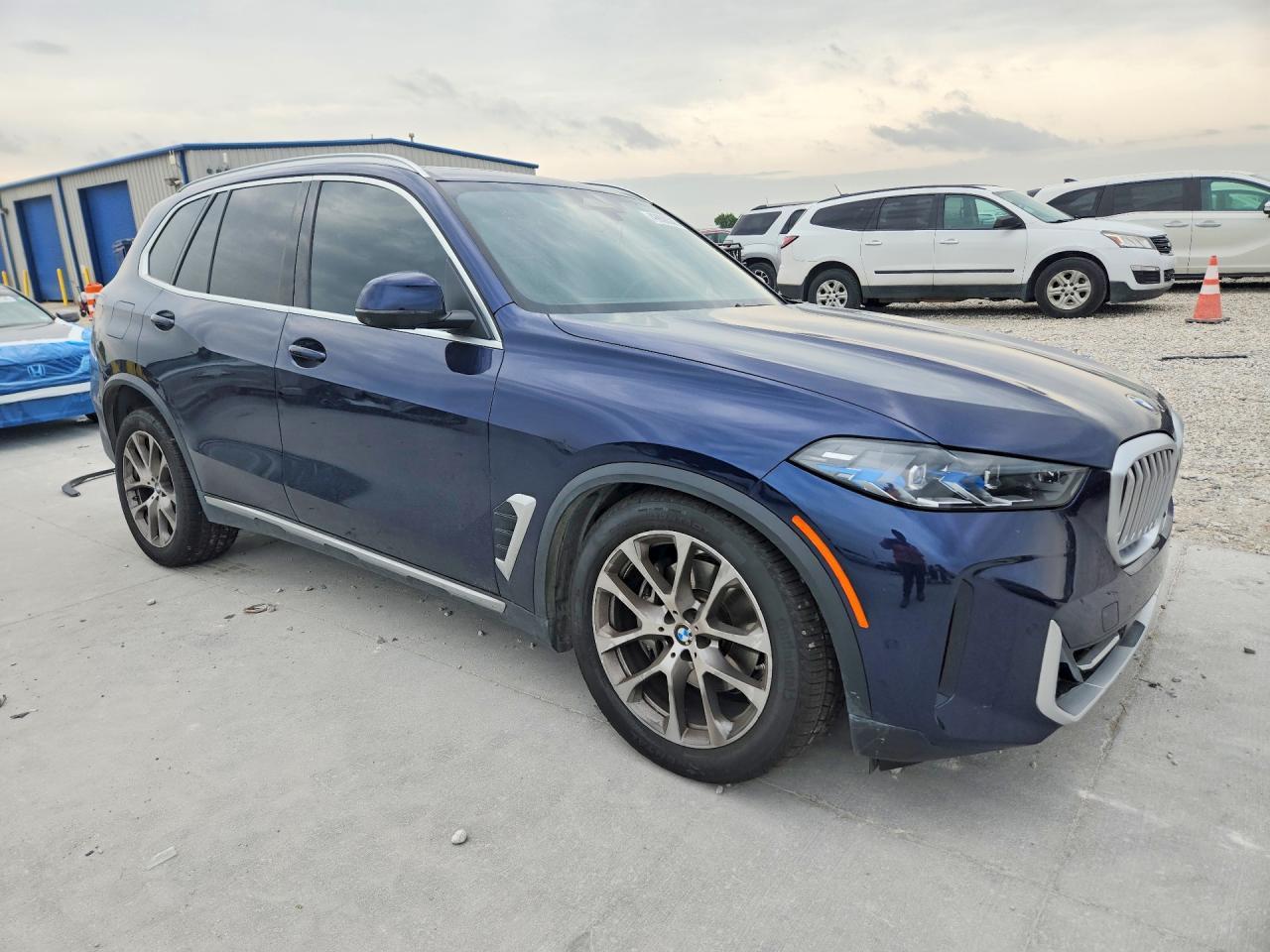 2024 BMW X5 xDrive40I - zdjęcie 4