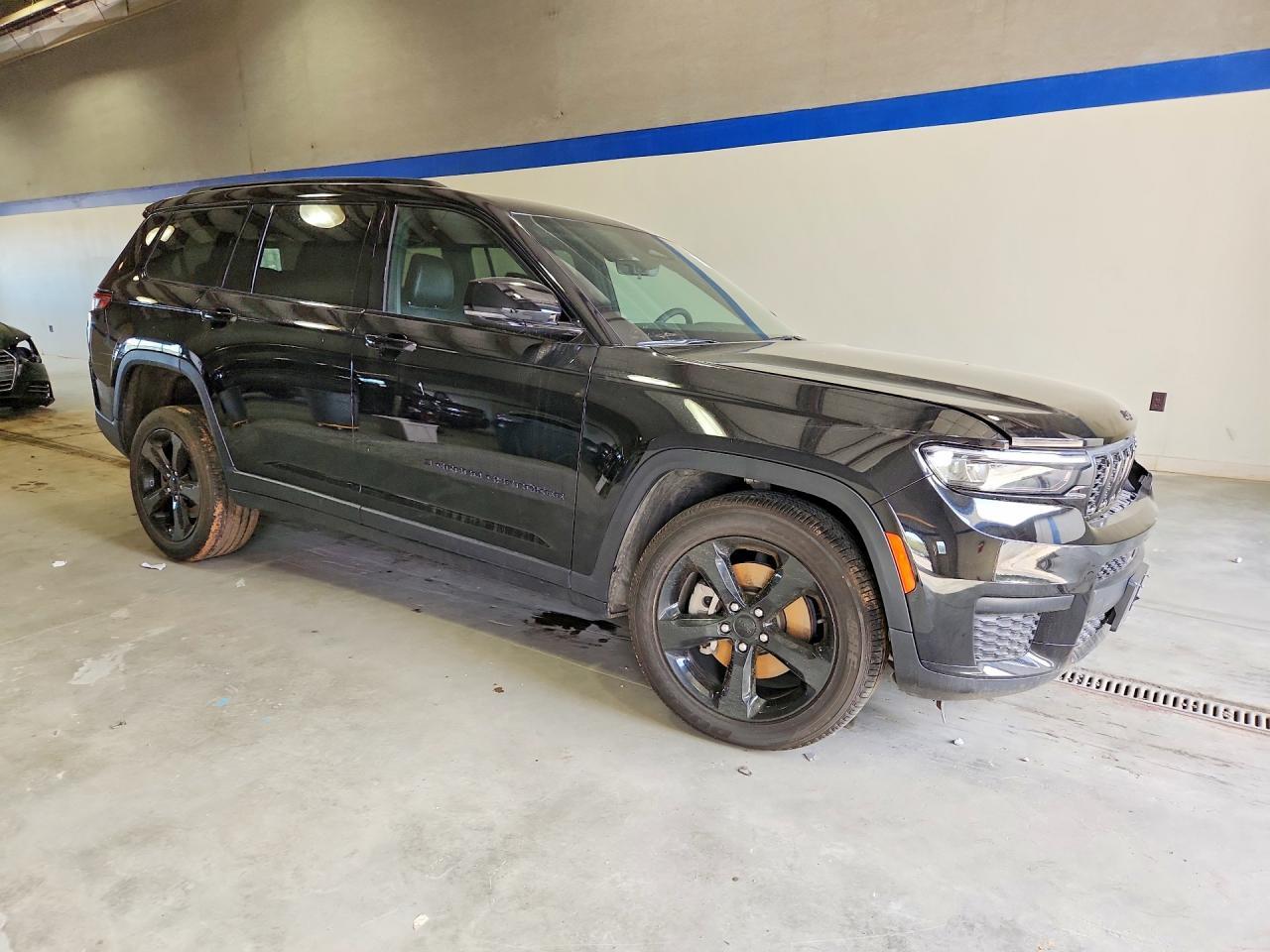2025 Jeep Grand Cherokee L Laredo - zdjęcie 4