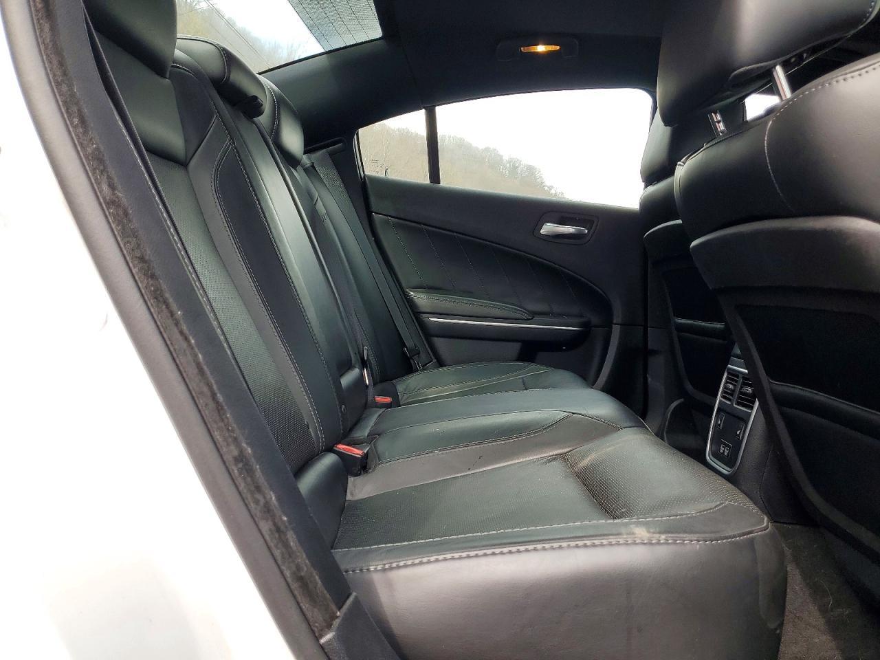 2015 Dodge Charger Sxt - zdjęcie 10