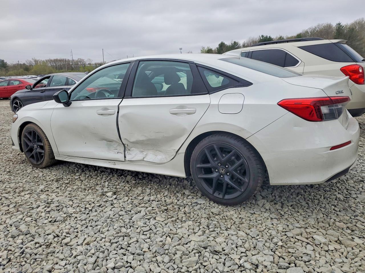 2023 Honda Civic Sport - zdjęcie 2