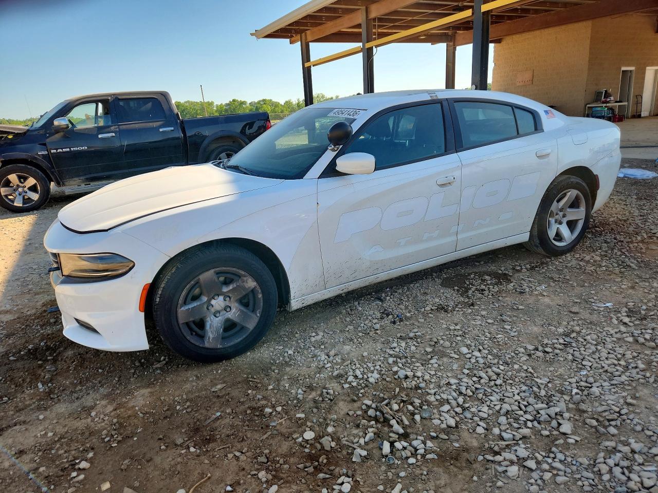 2017 Dodge Charger Police - zdjęcie główne