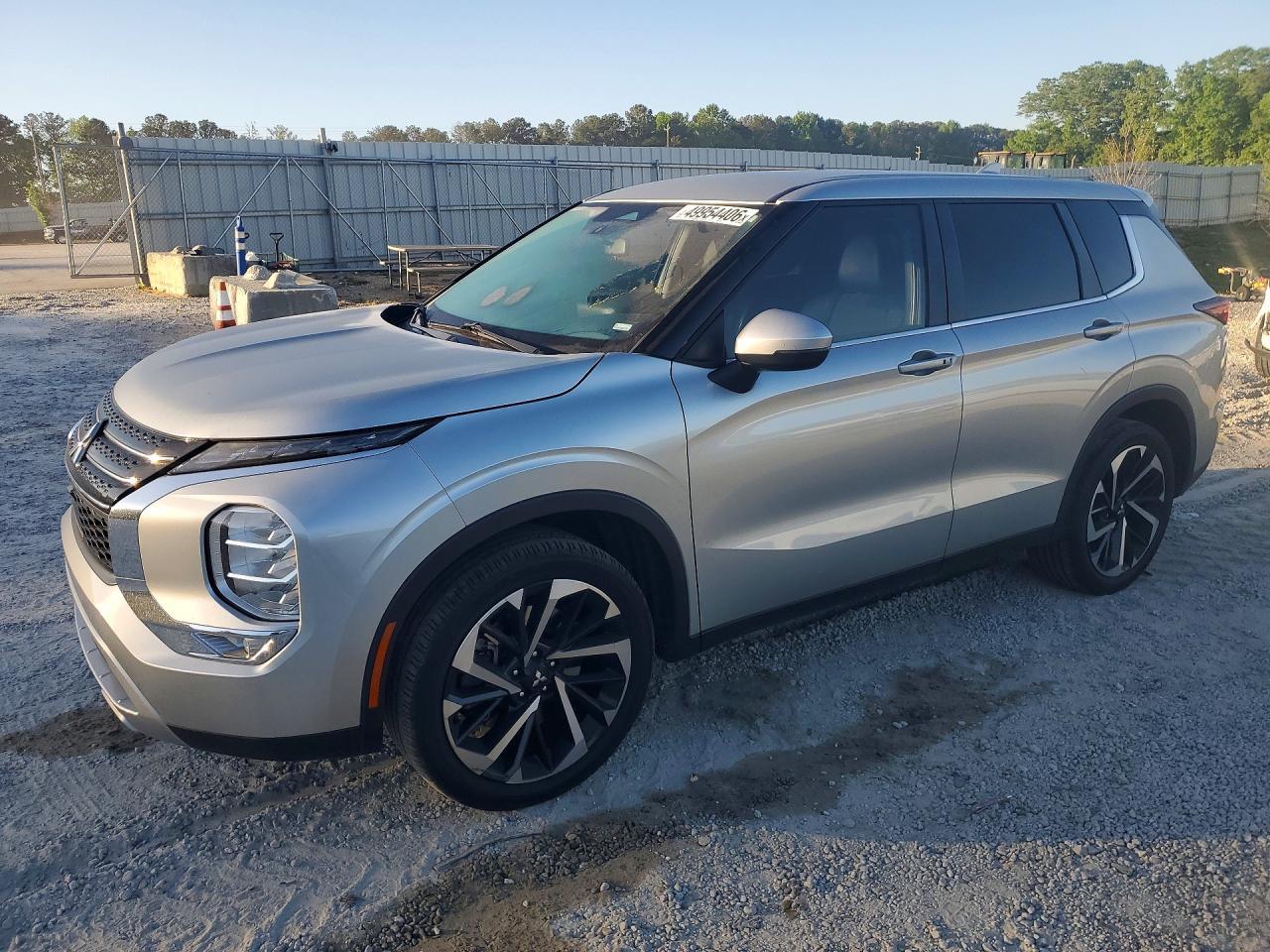 2023 Mitsubishi Outlander Se - zdjęcie główne