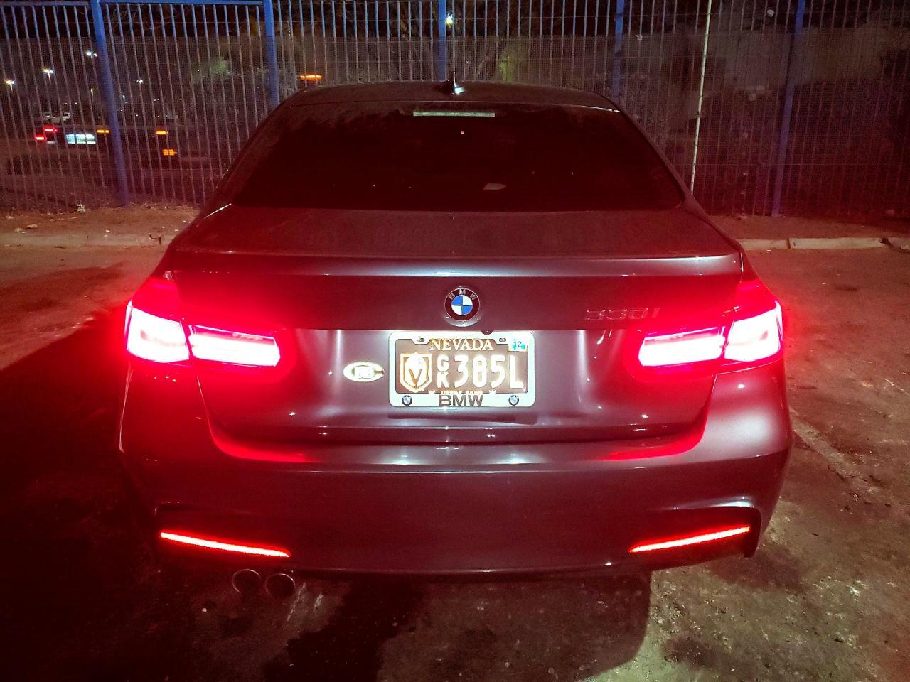 2017 BMW 330 I - zdjęcie 6