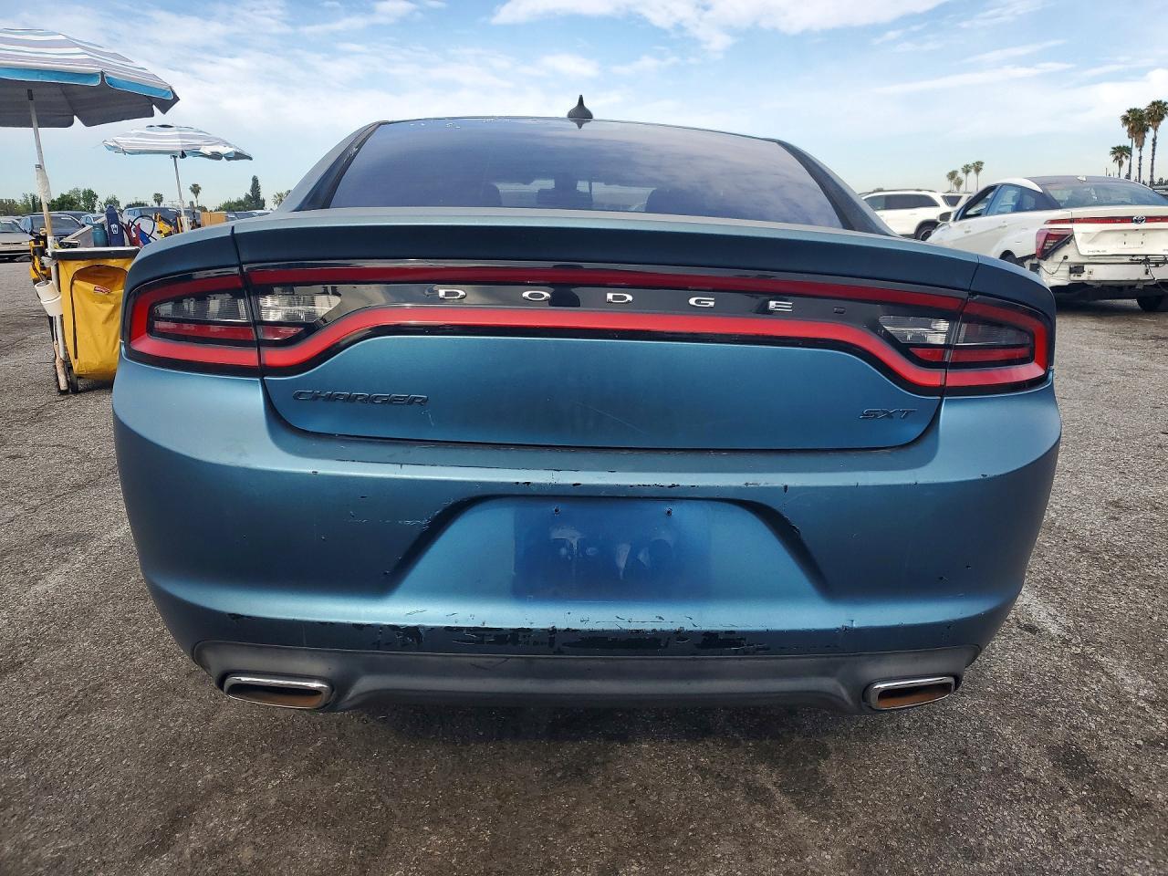 2016 Dodge Charger Sxt - zdjęcie 6