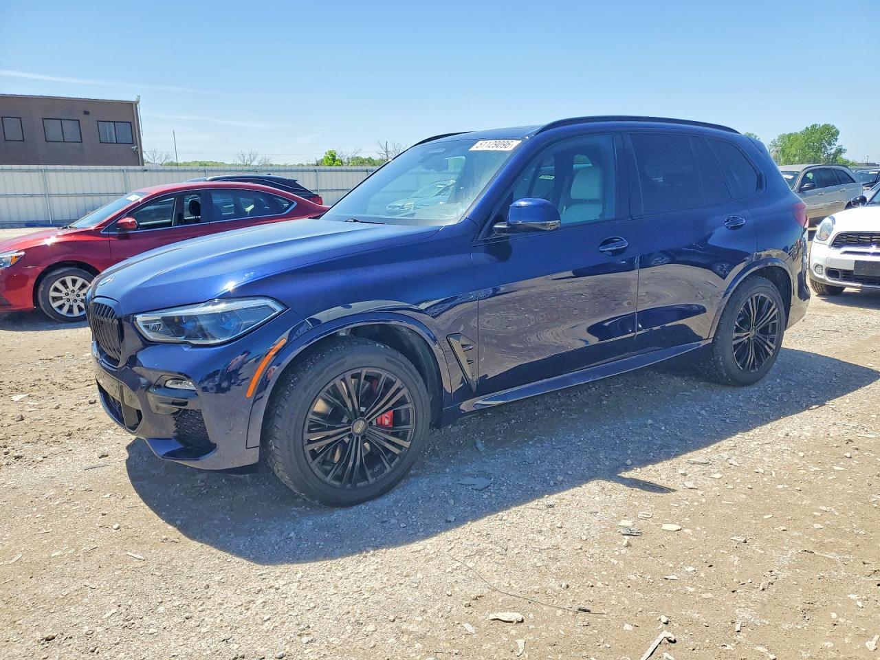 2021 BMW X5 M50I - zdjęcie główne