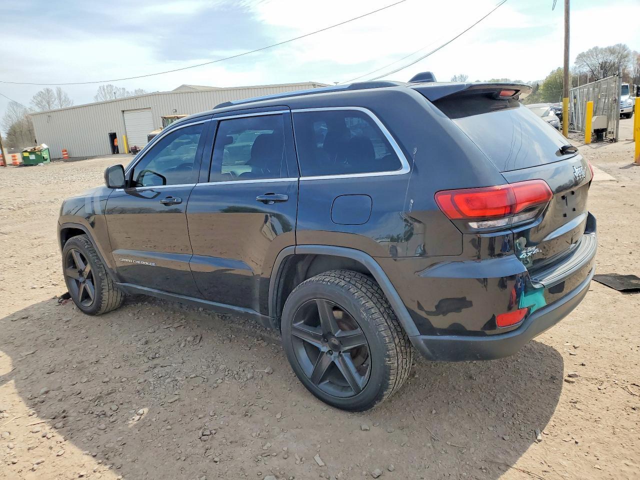 2014 Jeep Grand Cherokee Laredo - zdjęcie 2