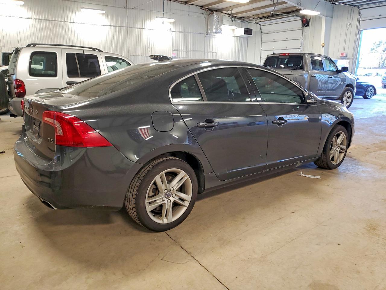 2015 Volvo S60 Premier - zdjęcie 3