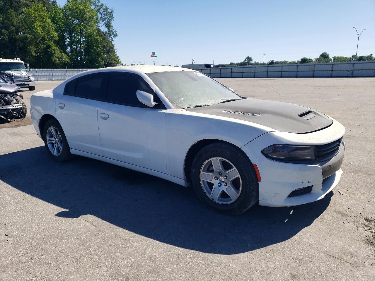2016 Dodge Charger Sxt - zdjęcie 4