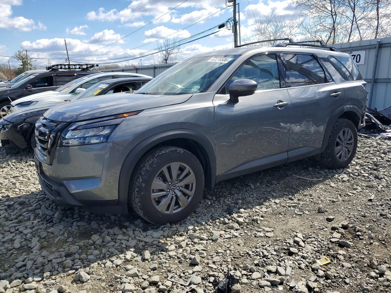 2024 Nissan Pathfinder Sv - zdjęcie główne
