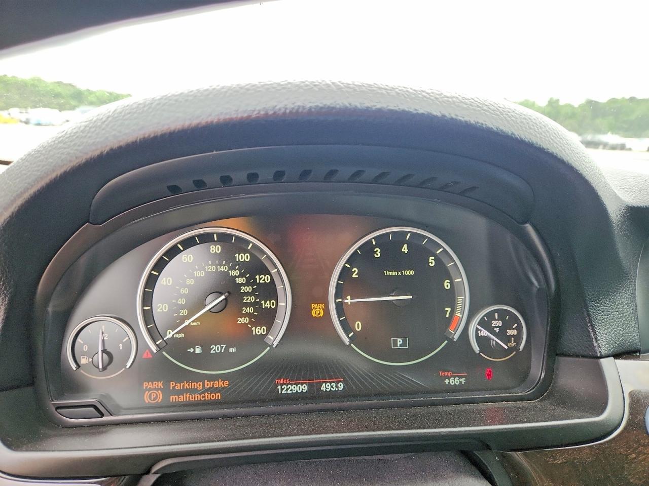 2014 BMW 535 I - zdjęcie 9