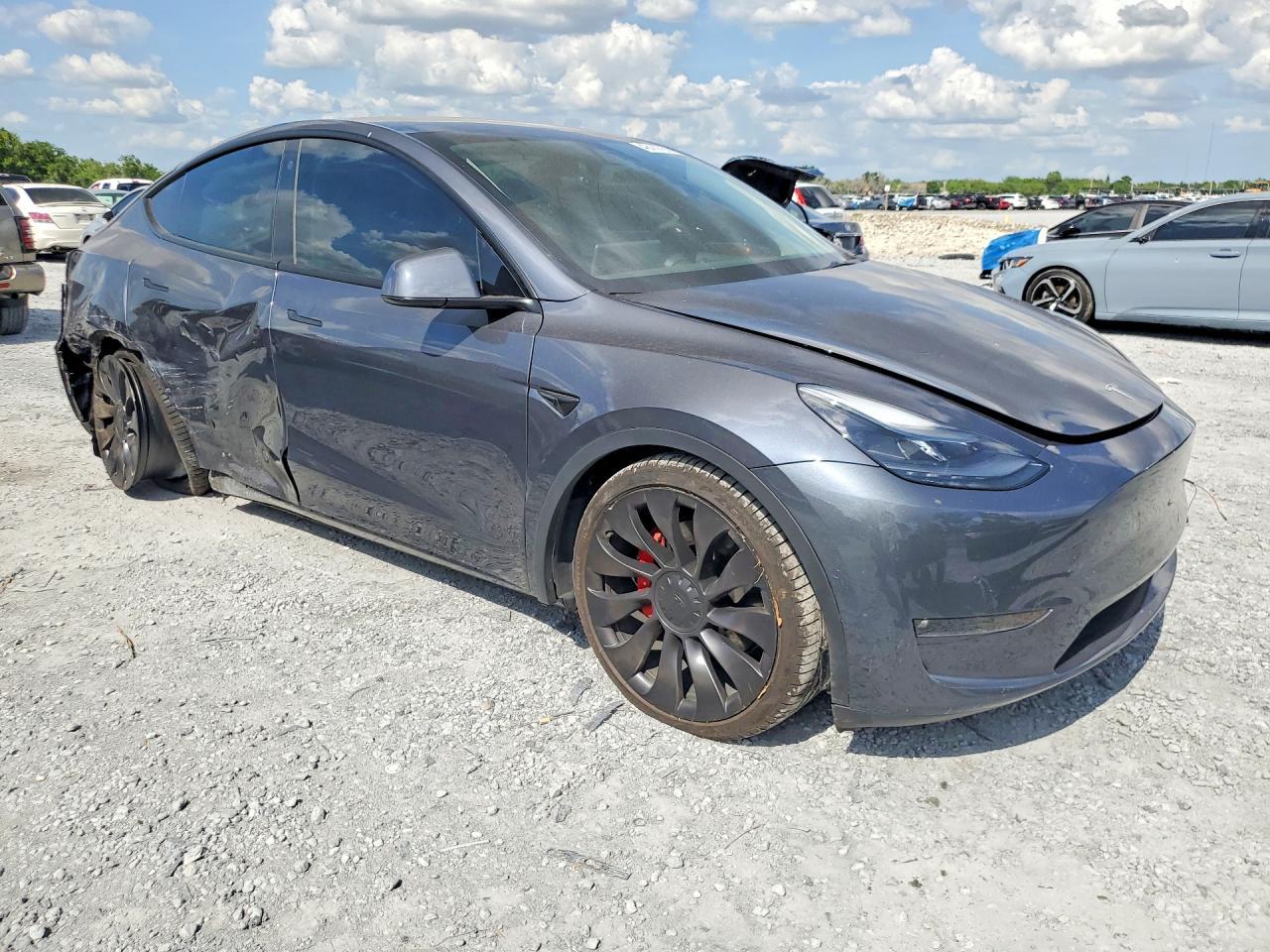 2022 Tesla Model Y - zdjęcie 4