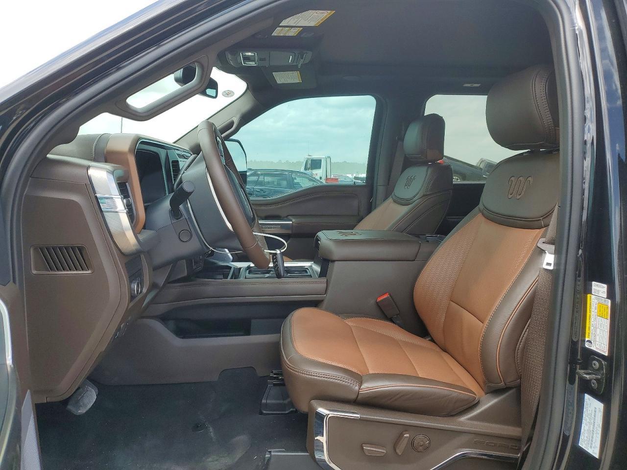2026 Ford F250 Super Duty - zdjęcie 7