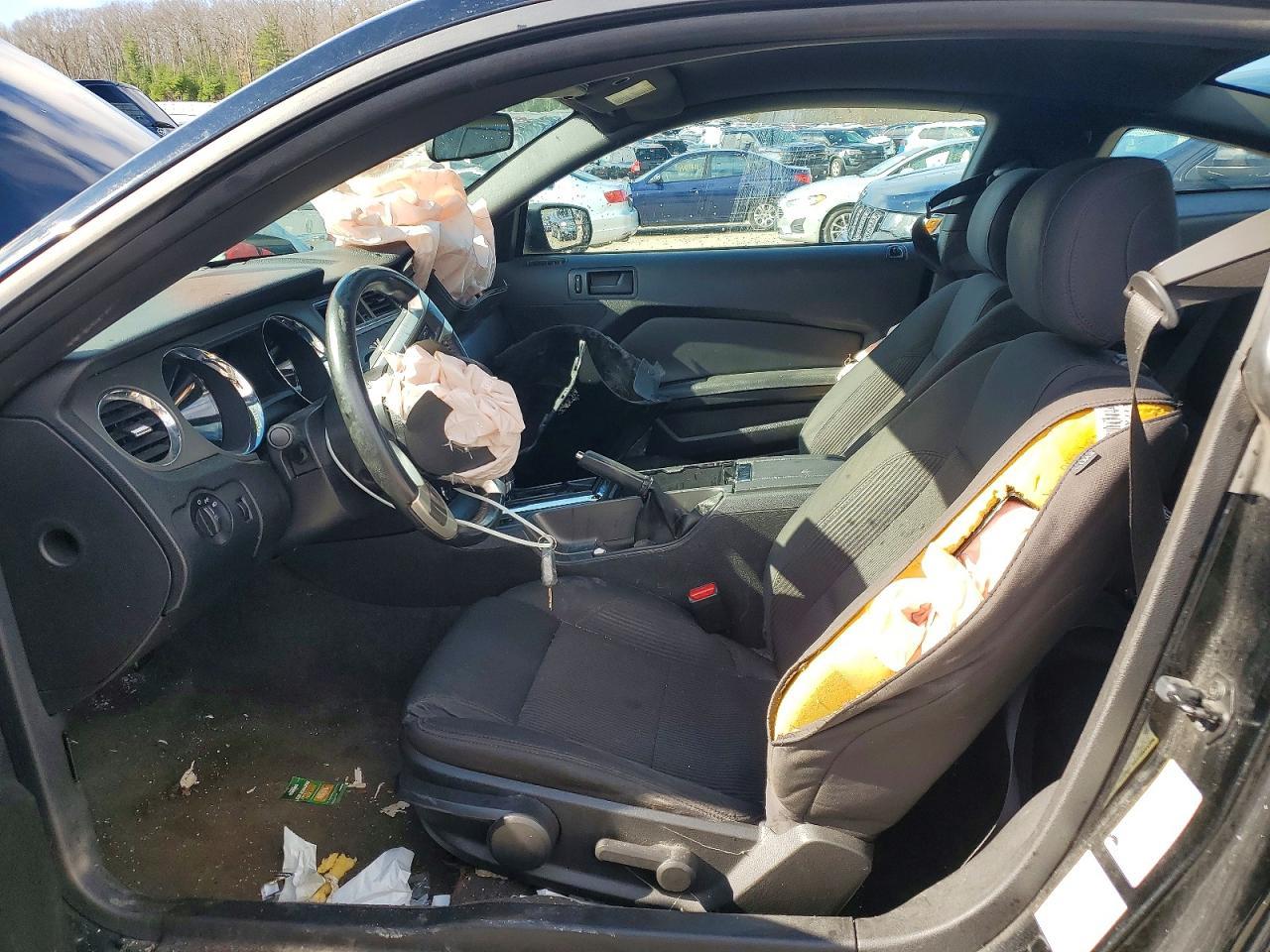 2013 Ford Mustang - zdjęcie 7