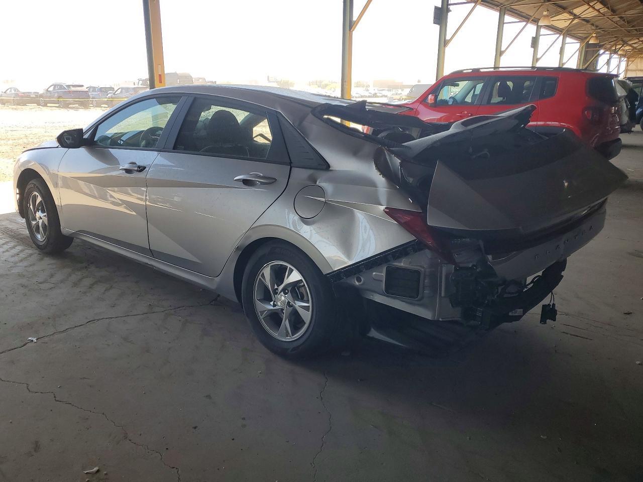 2021 Hyundai Elantra Se - zdjęcie 2