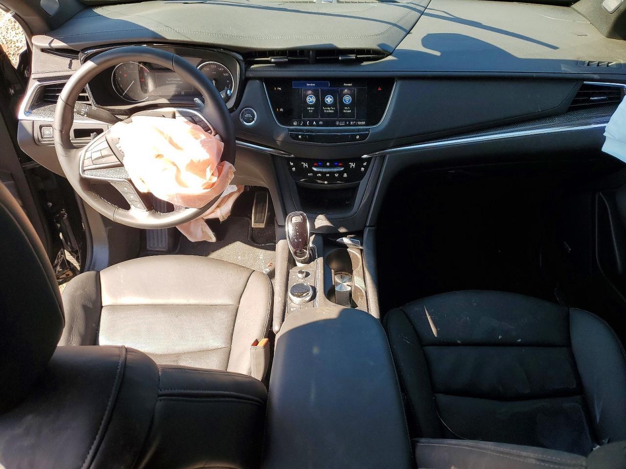 2025 Cadillac Xt5 - zdjęcie 8