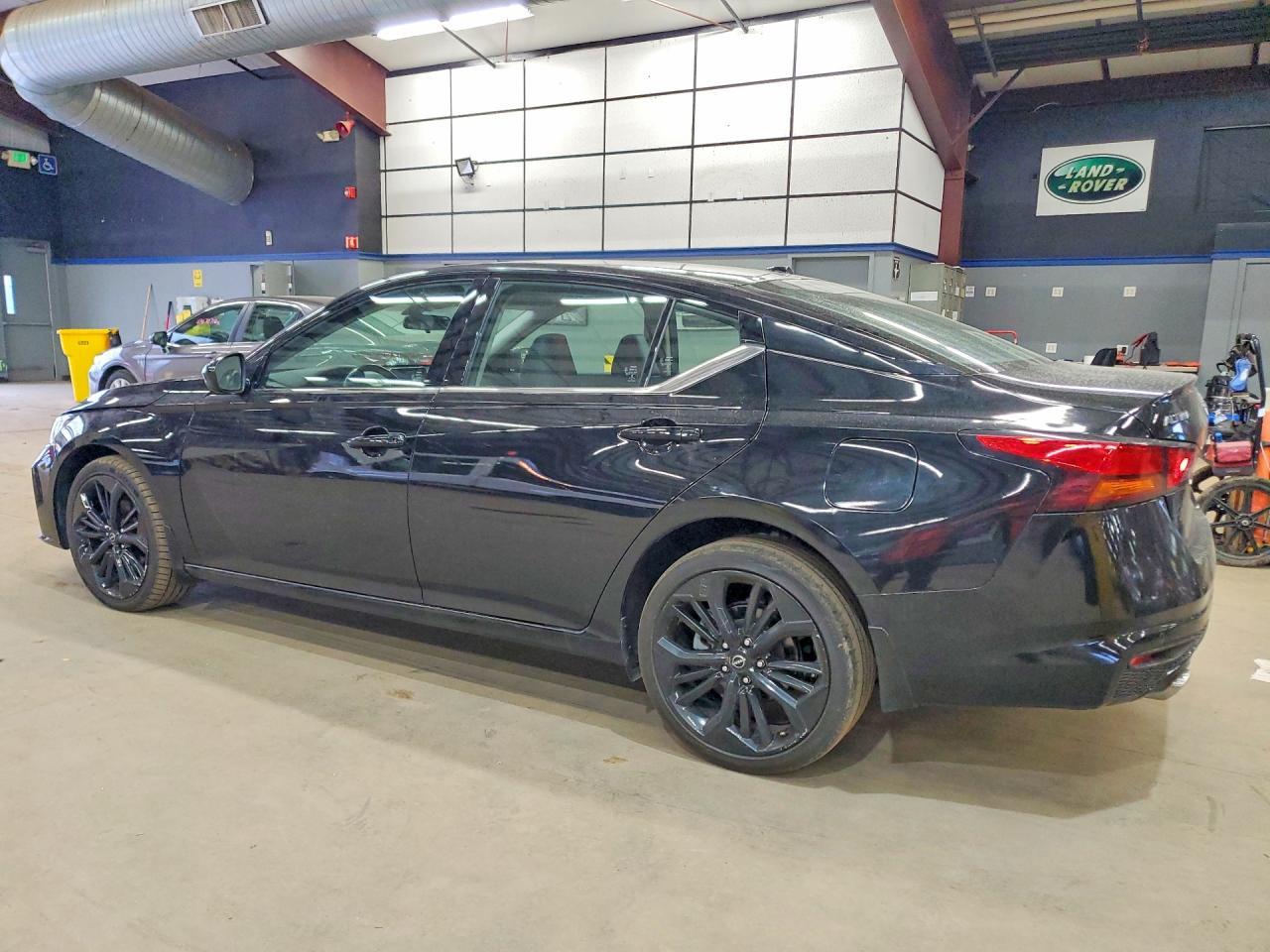2024 Nissan Altima 2.5 Sr - zdjęcie 2