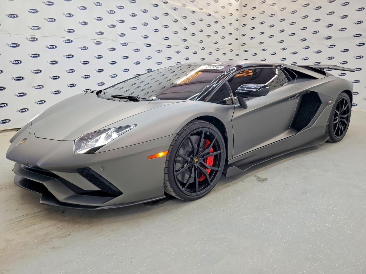2019 Lamborghini Aventador