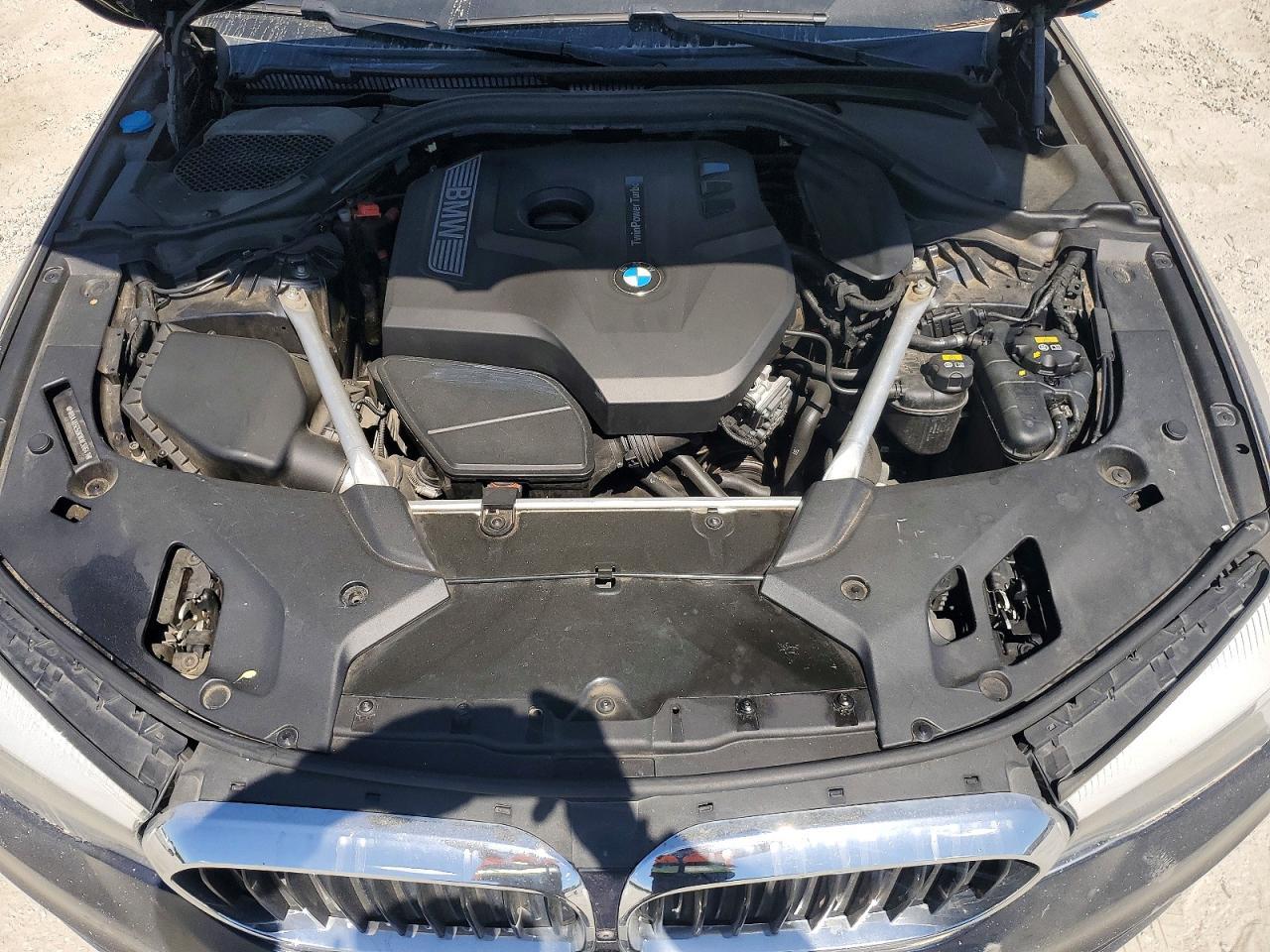 2019 BMW 530 I - zdjęcie 11