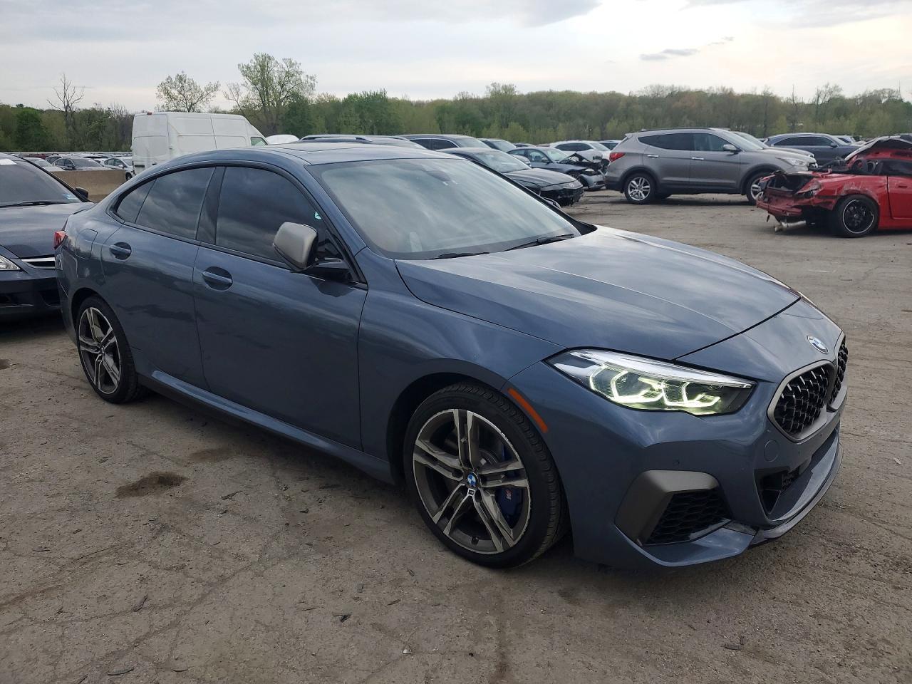 2024 BMW M235Xi - zdjęcie 4