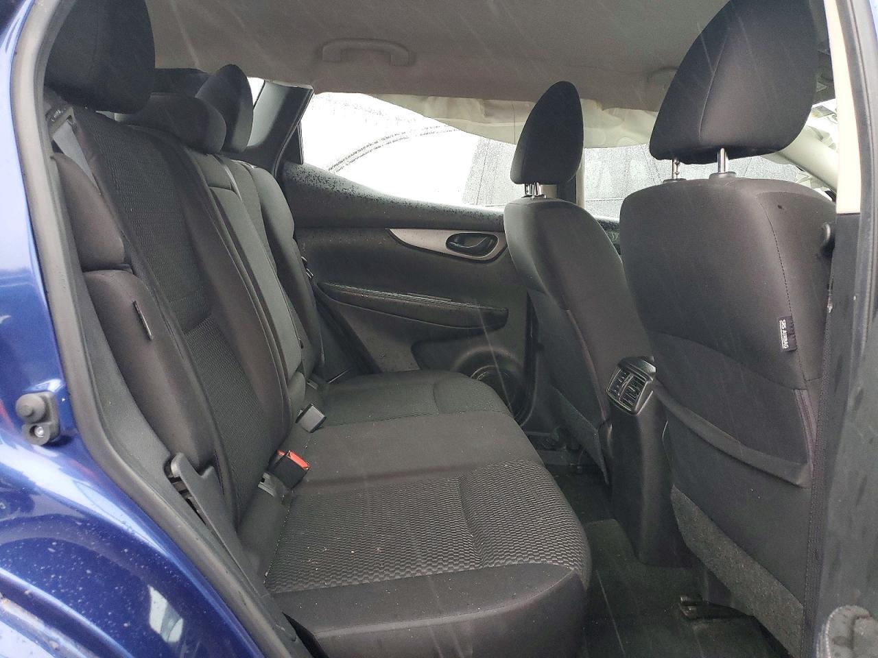 2022 Nissan Rogue Sport S - zdjęcie 11