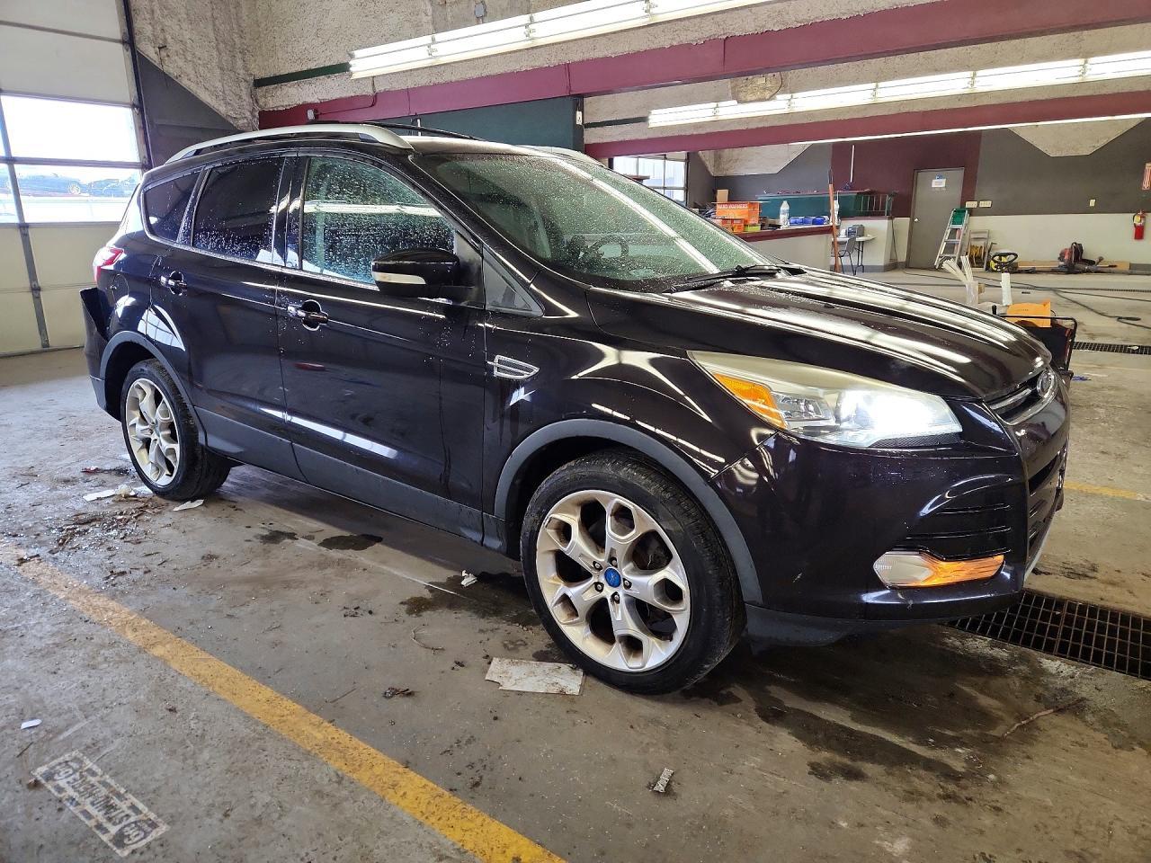 2013 Ford Escape Titanium - zdjęcie 4