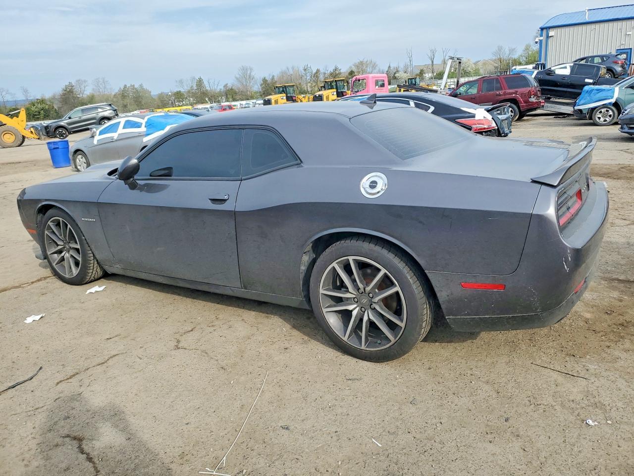 2022 Dodge Challenger R - zdjęcie 2