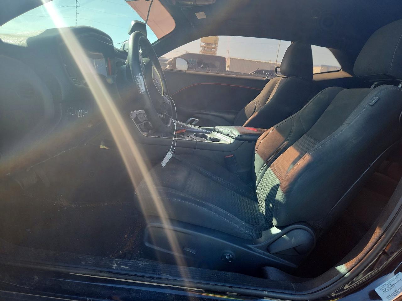 2016 Dodge Challenger Sxt - zdjęcie 7