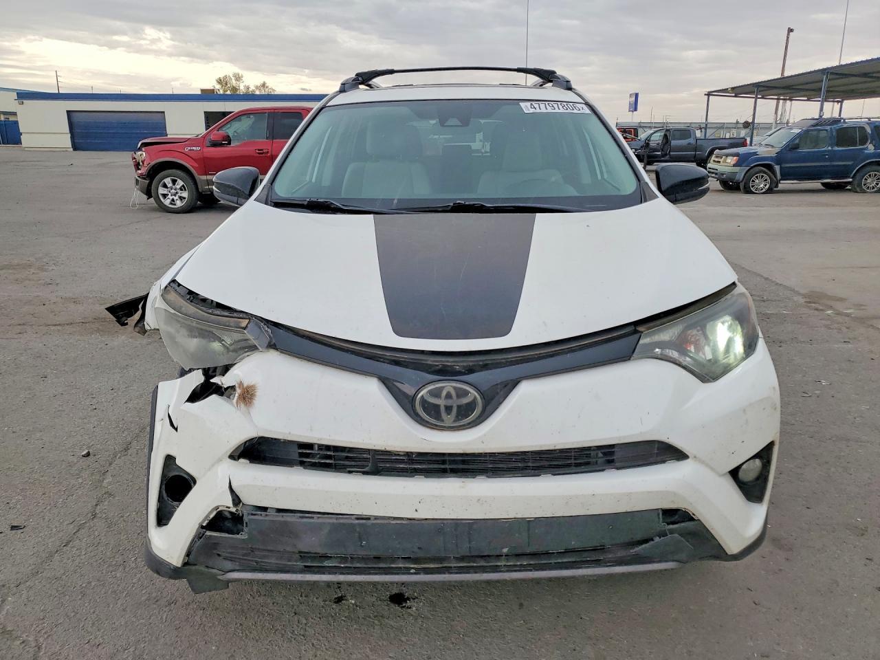 2018 Toyota Rav4 Adventure - zdjęcie 5