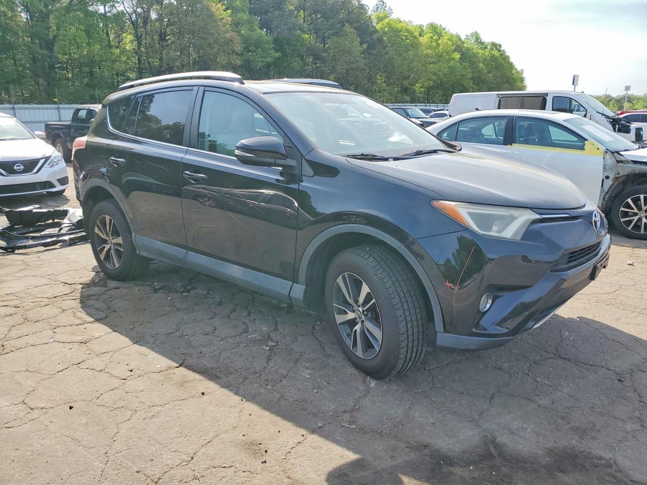 2016 Toyota Rav4 Xle - zdjęcie 4