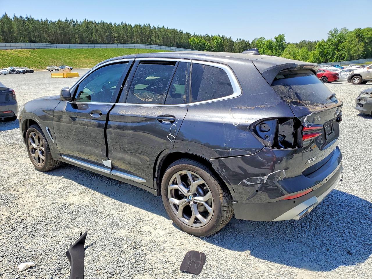 2024 BMW X3 xDrive30I - zdjęcie 2