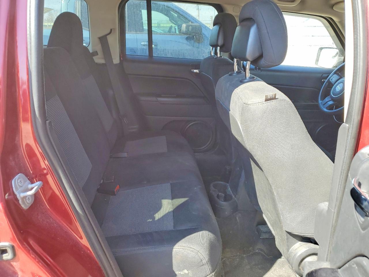 2014 Jeep Patriot Sport - zdjęcie 11