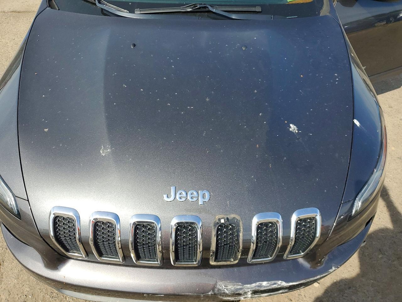 2016 Jeep Cherokee Latitude - zdjęcie 12