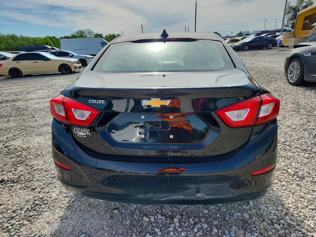 2019 Chevrolet Cruze Ls - zdjęcie 6