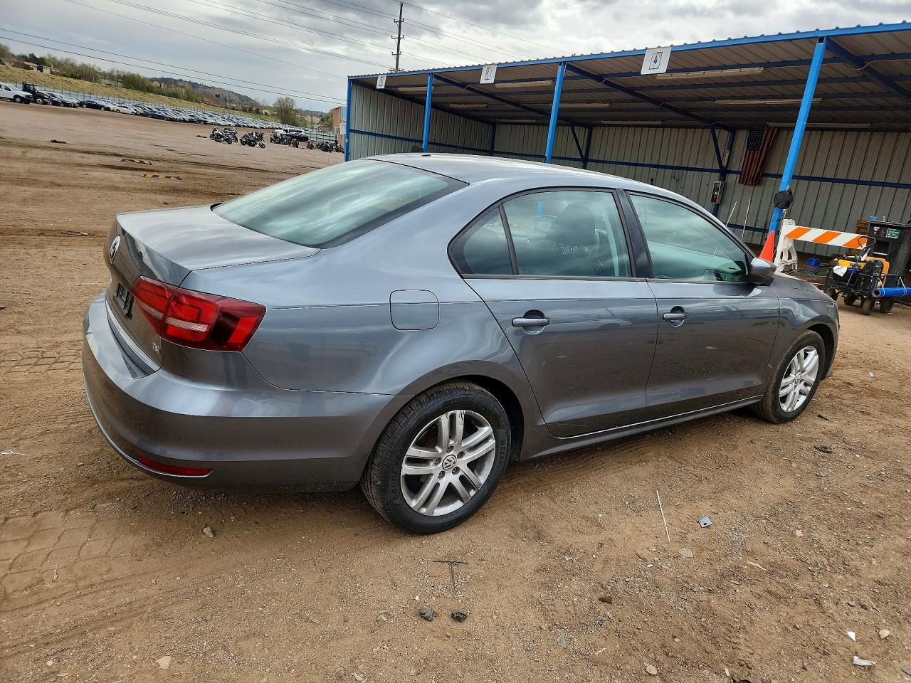 2018 Volkswagen Jetta S - zdjęcie 3