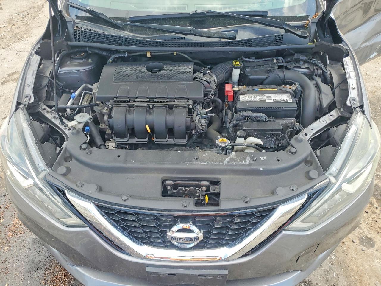 2019 Nissan Sentra S - zdjęcie 11