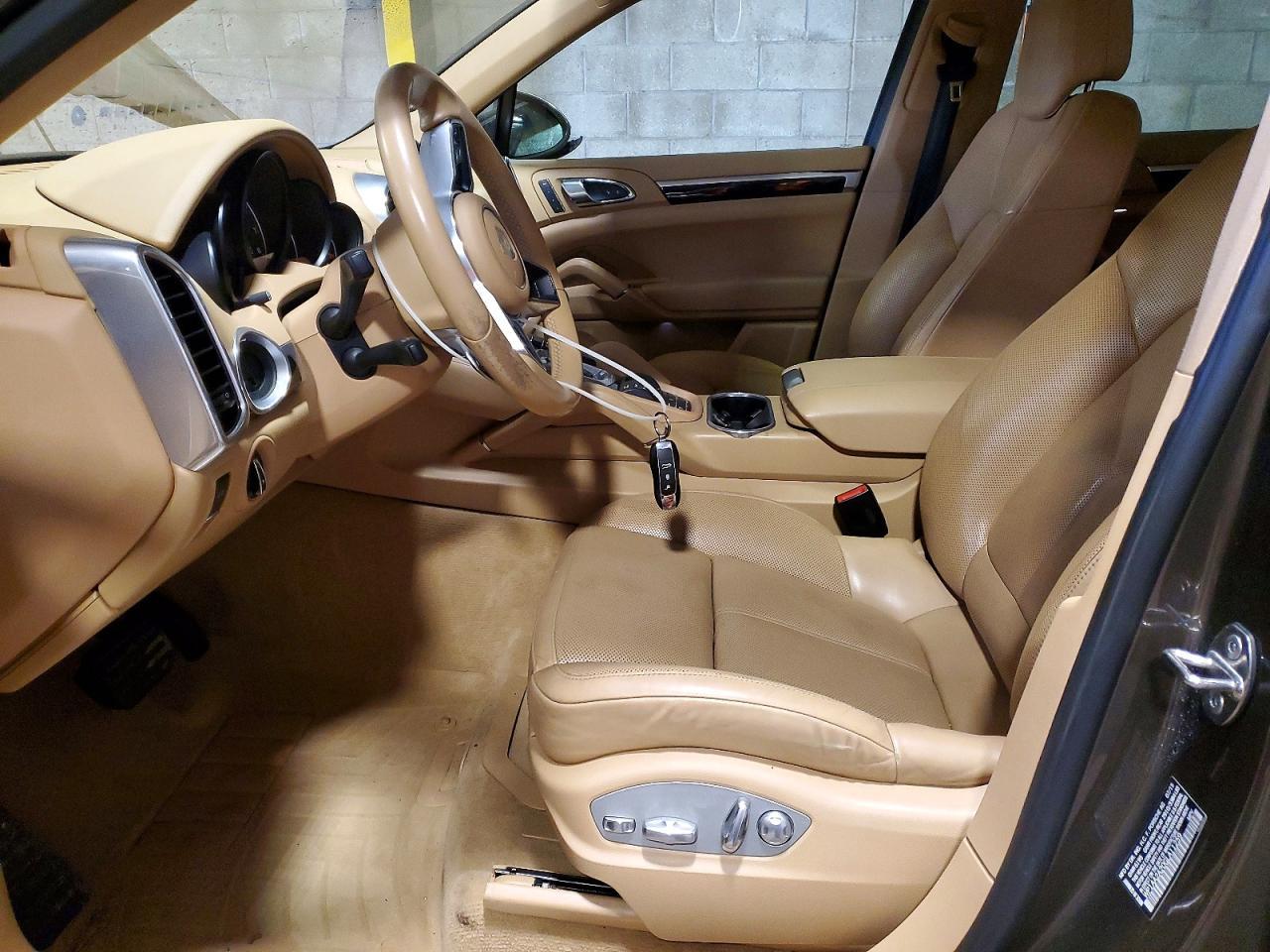 2016 Porsche Cayenne - zdjęcie 7