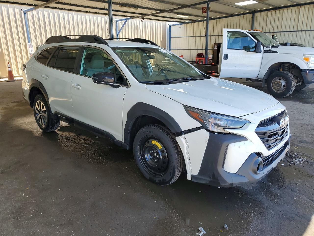 2025 Subaru Outback Premium - zdjęcie 4