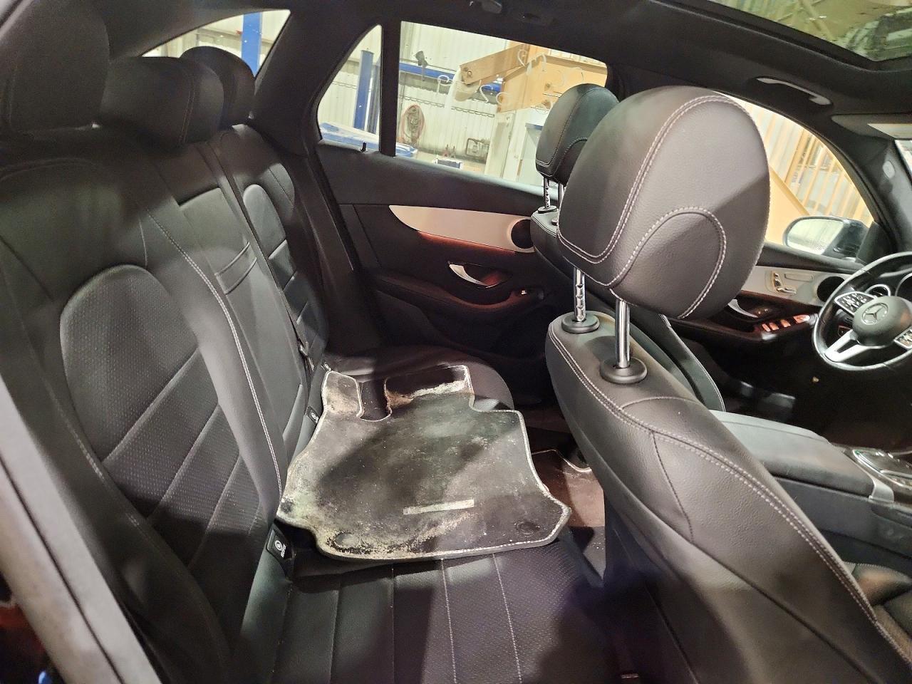 2021 Mercedes Benz Glc 300 4Matic - zdjęcie 11