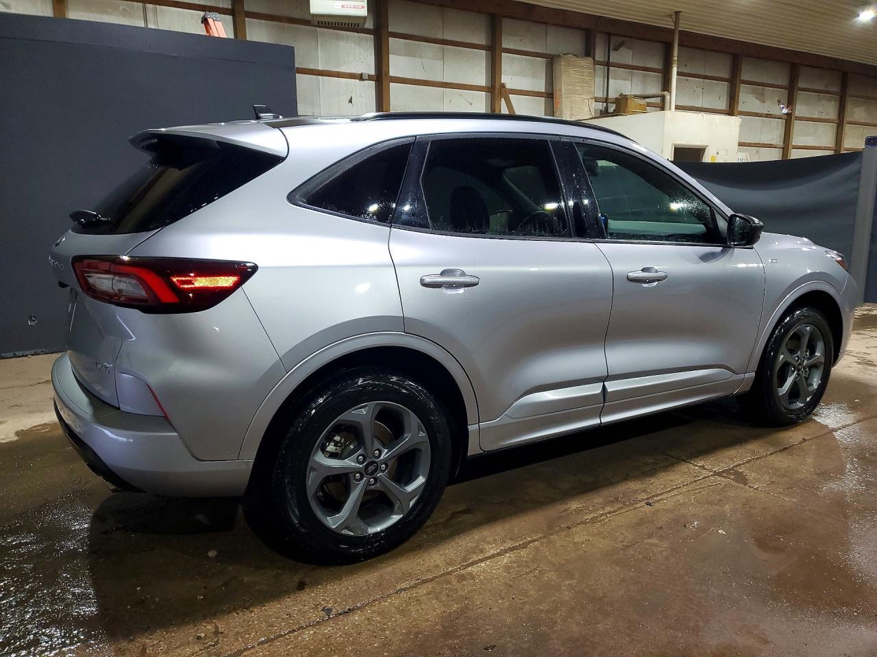 2024 Ford Escape St Line - zdjęcie 3