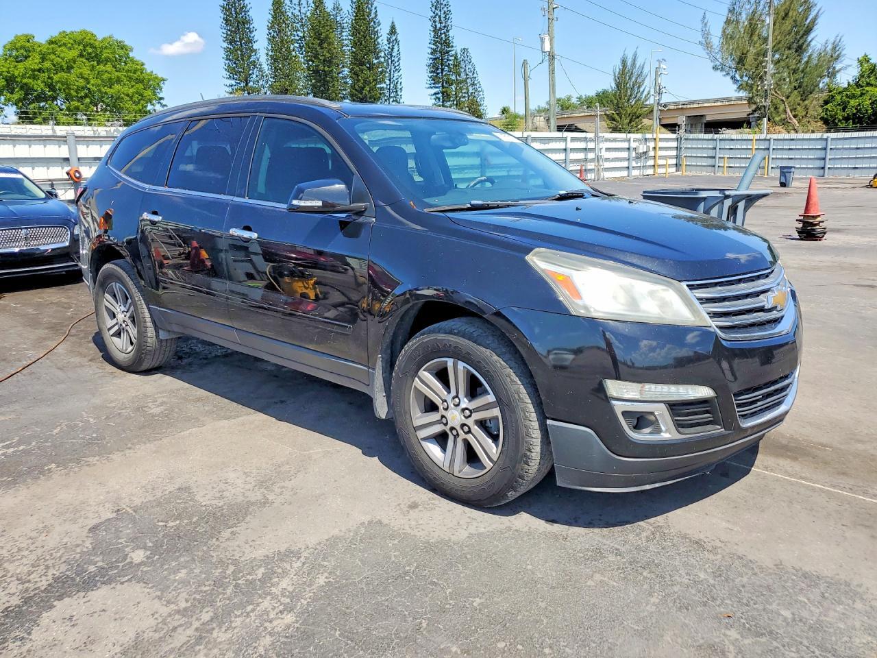 2016 Chevrolet Traverse Lt - zdjęcie 4