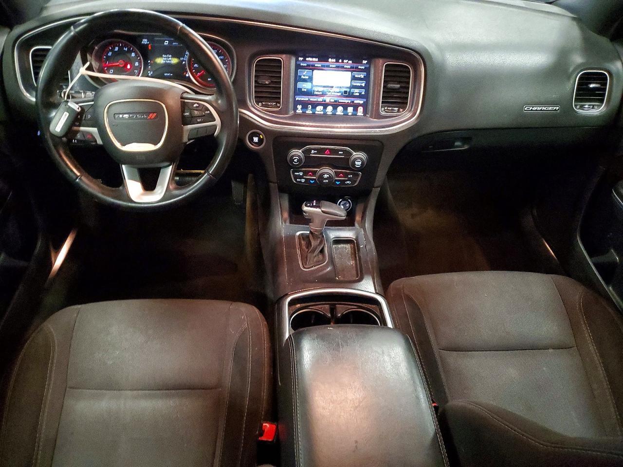 2016 Dodge Charger Sxt - zdjęcie 8