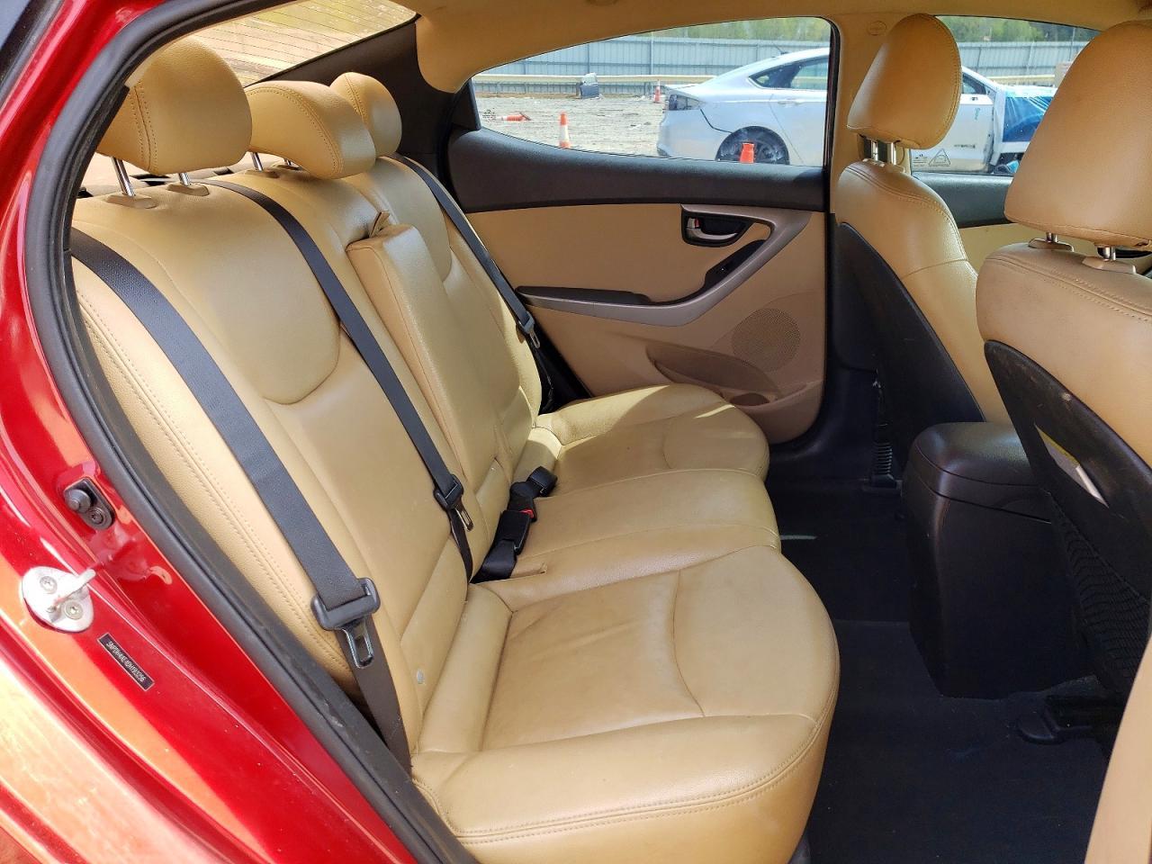 2013 Hyundai Elantra Gls - zdjęcie 10