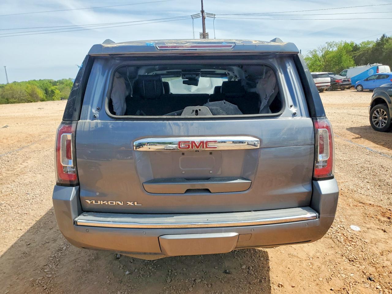 2018 GMC Yukon Xl Denali - zdjęcie 6